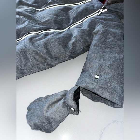 Canadiana Infants' Hooded Snowsuit bundle - Picture 9 of 12